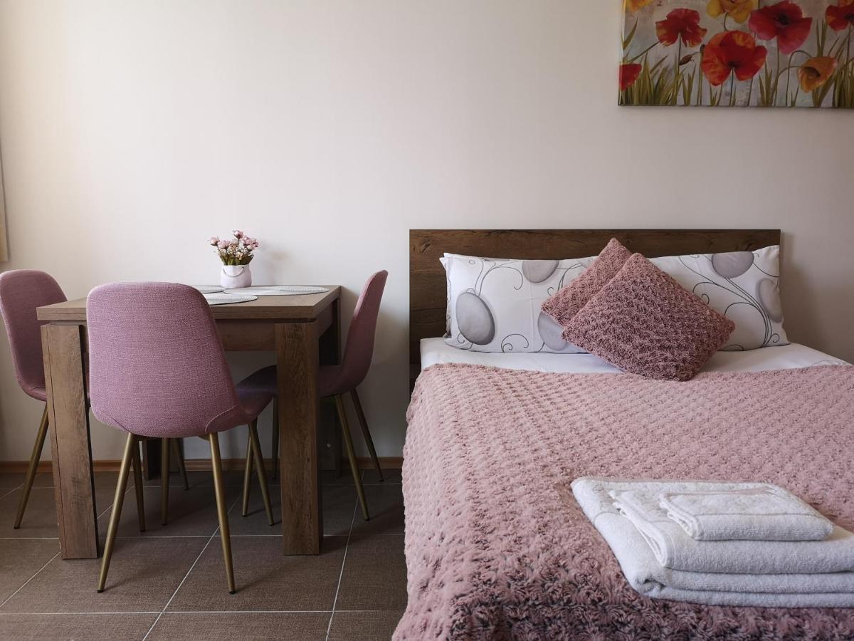 Excellent Studios For Your Vacation-Hotel Villa Park- 波罗维茨 外观 照片